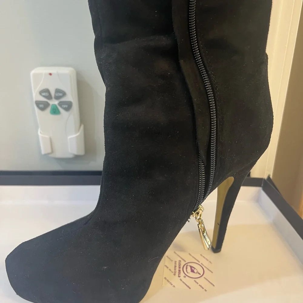 Bebe suede knee high boot - Picture 7 of 7